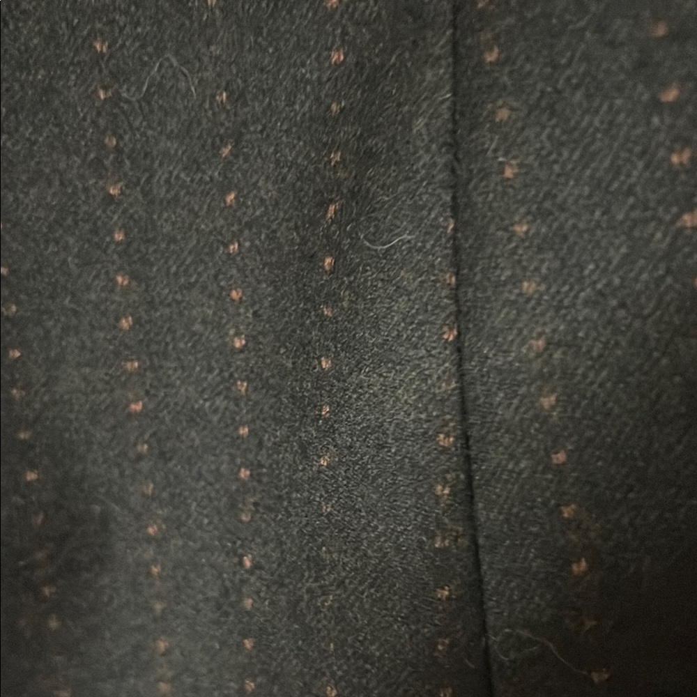 Tailored Blazer with Notched Lapels and Fitted Silhouette - Picture 5 of 10